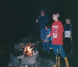 Stockbrot "Grillen" am Lagerfeuer